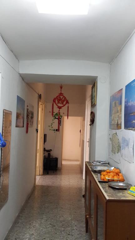 נאפולי Youthhome B&B חדר תמונה