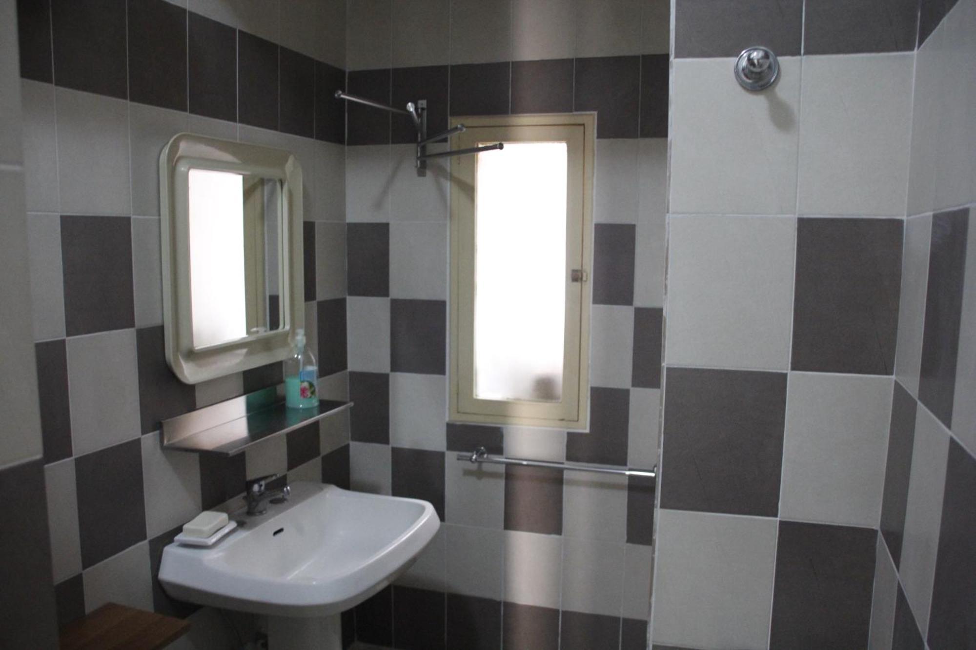 נאפולי Youthhome B&B מראה חיצוני תמונה